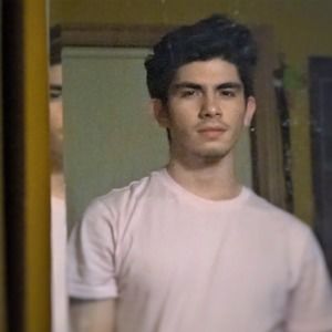 Meet your Posher, Cuauhtemoc